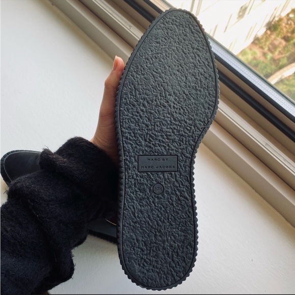 MARC JACOBS • Leather Platform Flats - Picture 4 of 13